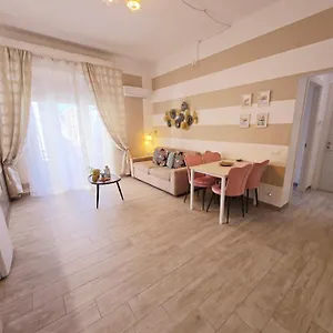 https://secondopiano.it-tuscanyhotel.com